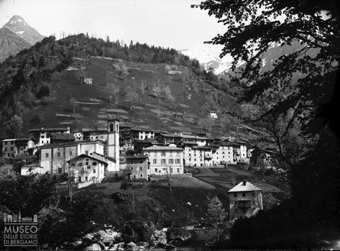 Ornica. Veduta panoramica