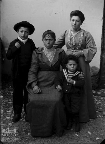 Val Brembana. Ritratto di famiglia