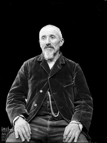 Val Brembana. Ritratto di uomo anziano