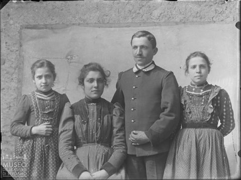 Val Brembana. Ritratto di un gruppo familiare