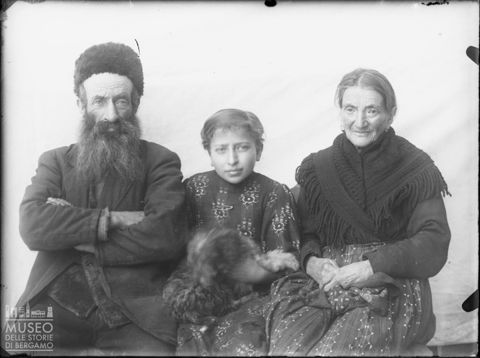 Val Brembana. Ritratto di un gruppo familiare