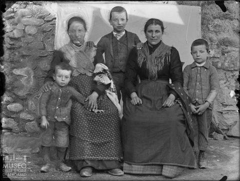 Val Brembana. Ritratto di famiglia