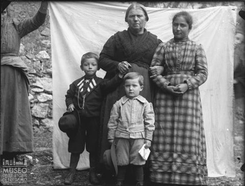 Val Brembana. Ritratto di famiglia