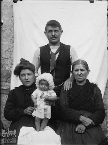 Val Brembana. Ritratto di famiglia