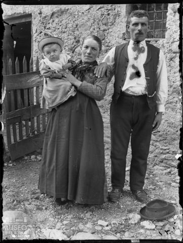 Val Brembana. Ritratto di un gruppo familiare