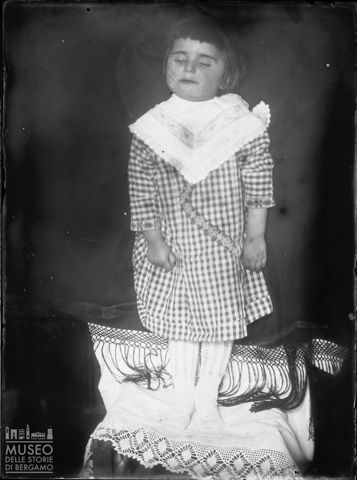 Val Brembana. Salma di bambina