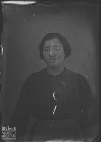 Val Brembana. Ritratto di donna