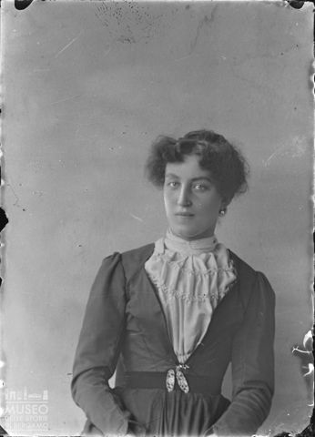 Piazza Brembana. Ritratto di donna