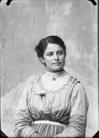 Piazza Brembana. Ritratto di donna