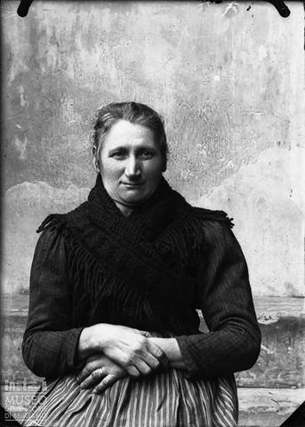 Piazza Brembana. Ritratto di donna