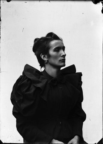 Val Brembana. Ritratto di donna