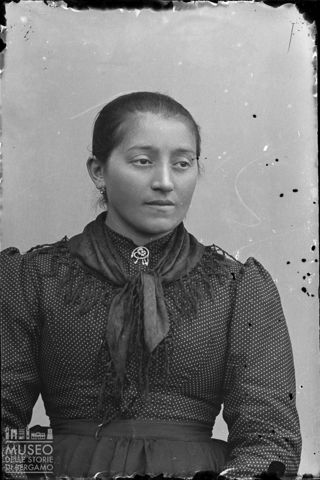 Cusio. Ritratto di donna