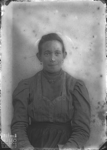 Cusio. Ritratto di donna