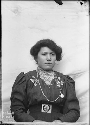 Piazza Brembana. Ritratto di donna