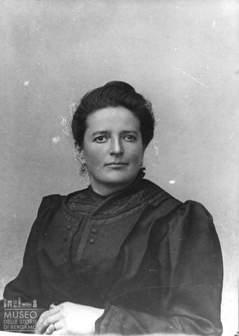 Val Brembana. Ritratto di donna