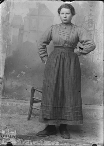 Piazza Brembana. Ritratto di donna