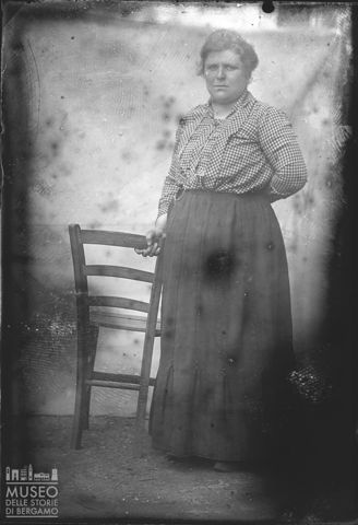 Val Brembana. Ritratto di donna