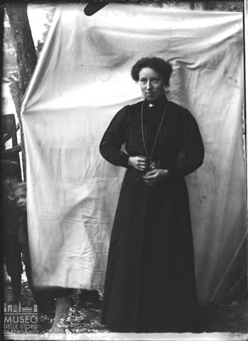 Val Brembana. Ritratto di donna