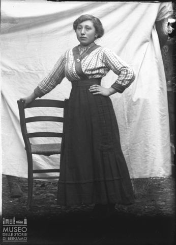 Val Brembana. Ritratto di donna