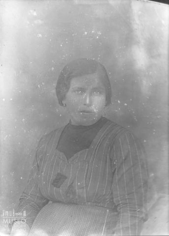 Val Brembana. Ritratto di donna