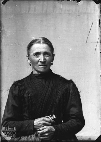 Val Brembana. Ritratto di donna