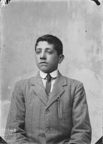 Piazza Brembana. Ritratto di ragazzo