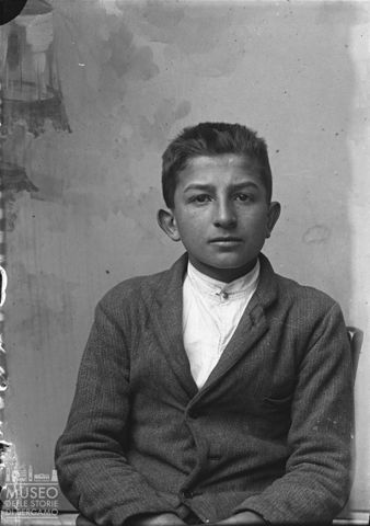 Piazza Brembana. Ritratto di ragazzo