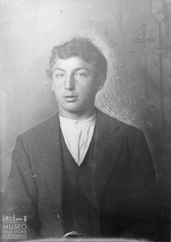 Piazza Brembana. Ritratto di ragazzo