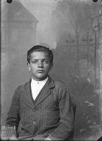Piazza Brembana. Ritratto di ragazzo