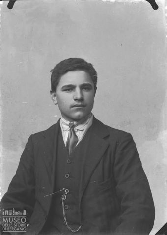 Piazza Brembana. Ritratto di ragazzo
