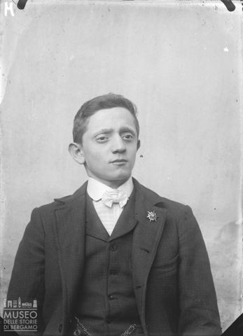 Moio de' Calvi. Ritratto di ragazzo