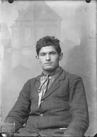 Piazza Brembana. Ritratto di ragazzo
