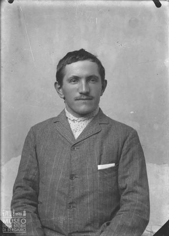 Piazza Brembana. Ritratto di ragazzo