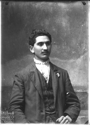 Piazza Brembana. Ritratto di ragazzo