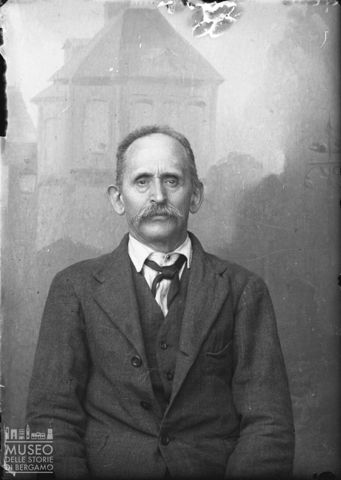 Piazza Brembana. Ritratto di uomo