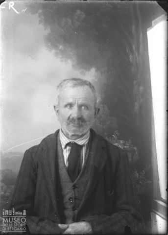 Piazza Brembana. Ritratto di uomo