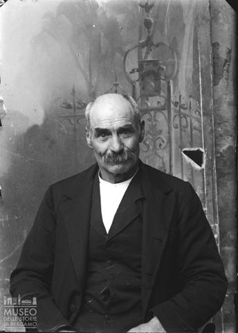 Piazza Brembana. Ritratto di uomo