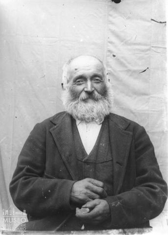 Val Brembana. Ritratto di uomo anziano
