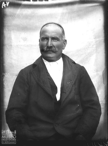 Averara. Ritratto di uomo