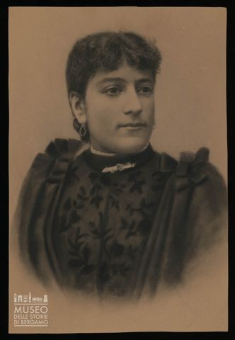 Ritratto, Vezzoni Luigia