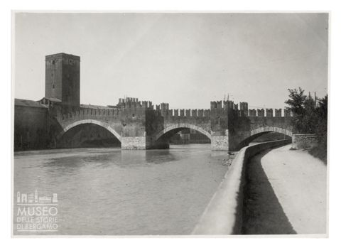 Ponte stradale sull'Adige a Verona