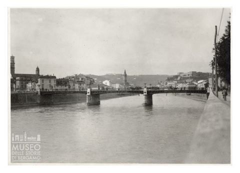 Ponte stradale sull'Adige a Verona