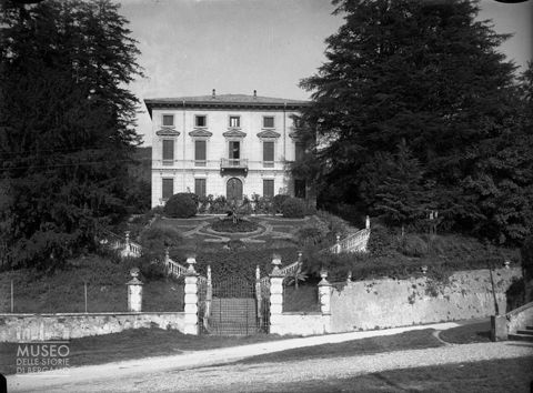 Villa d'Adda, villa signorile