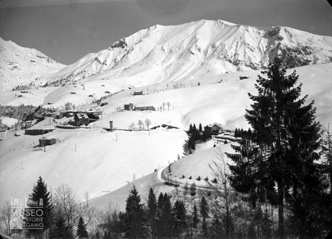 Oltre il colle, panorama con neve