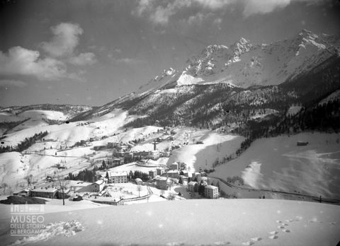 Oltre il Colle, panorama con neve