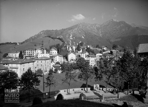 Oltre il Colle, panorama dal sagrato di San Bartolomeo Apostolo