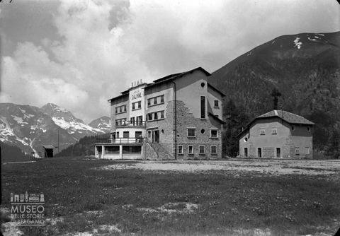 Foppolo, Albergo Dalmine