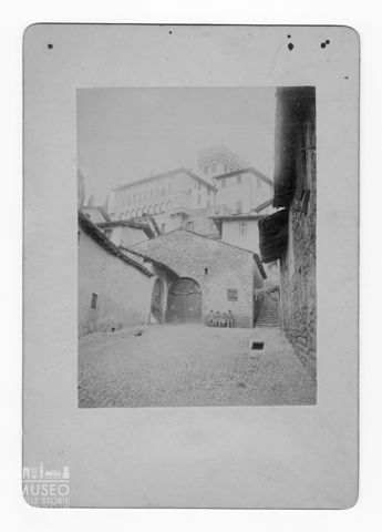 Lato a Mezzogiorno del Castello