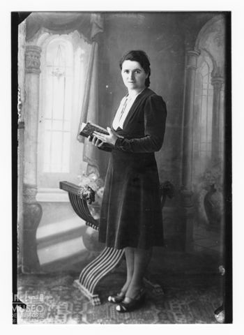 Ritratto in studio di donna