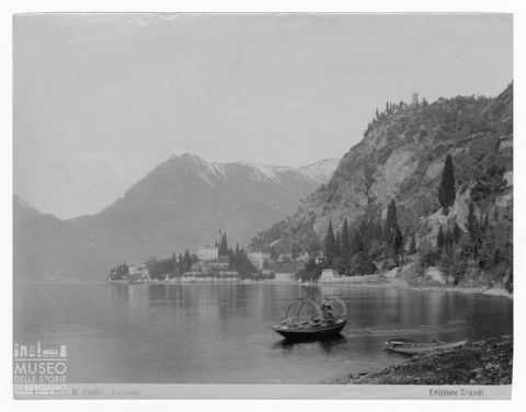 Veduta di Varenna e del lago